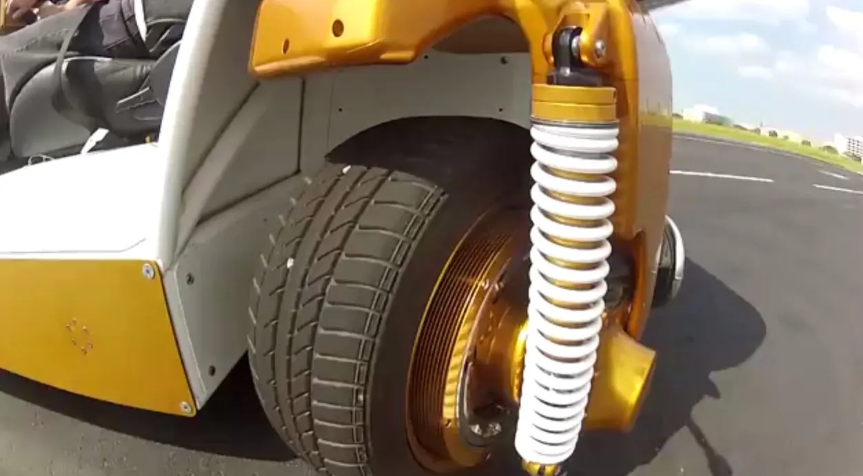 Motors are located in each wheel (Photo: NASA)