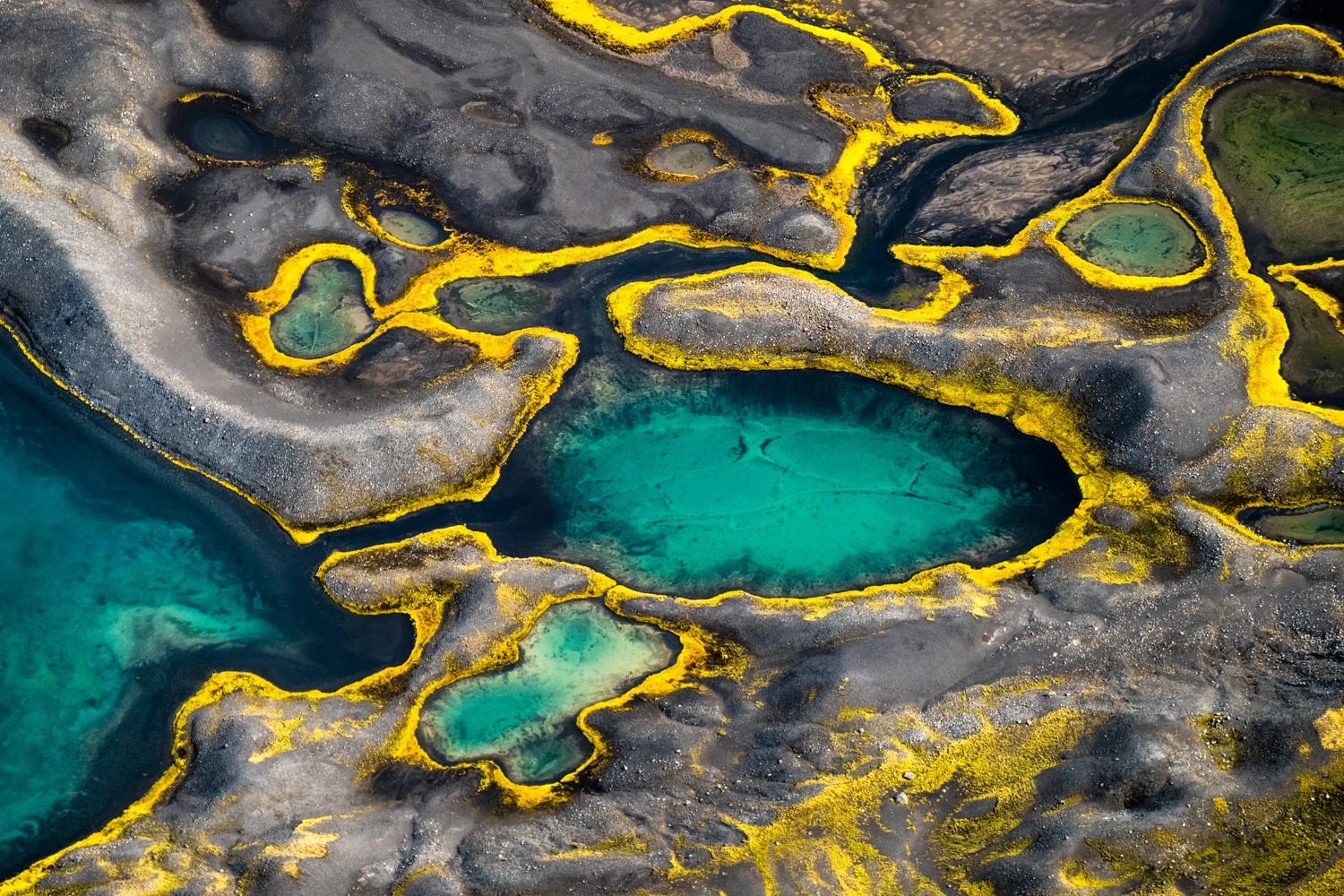 Glacial lakes, the aerial shot was taken in Iceland