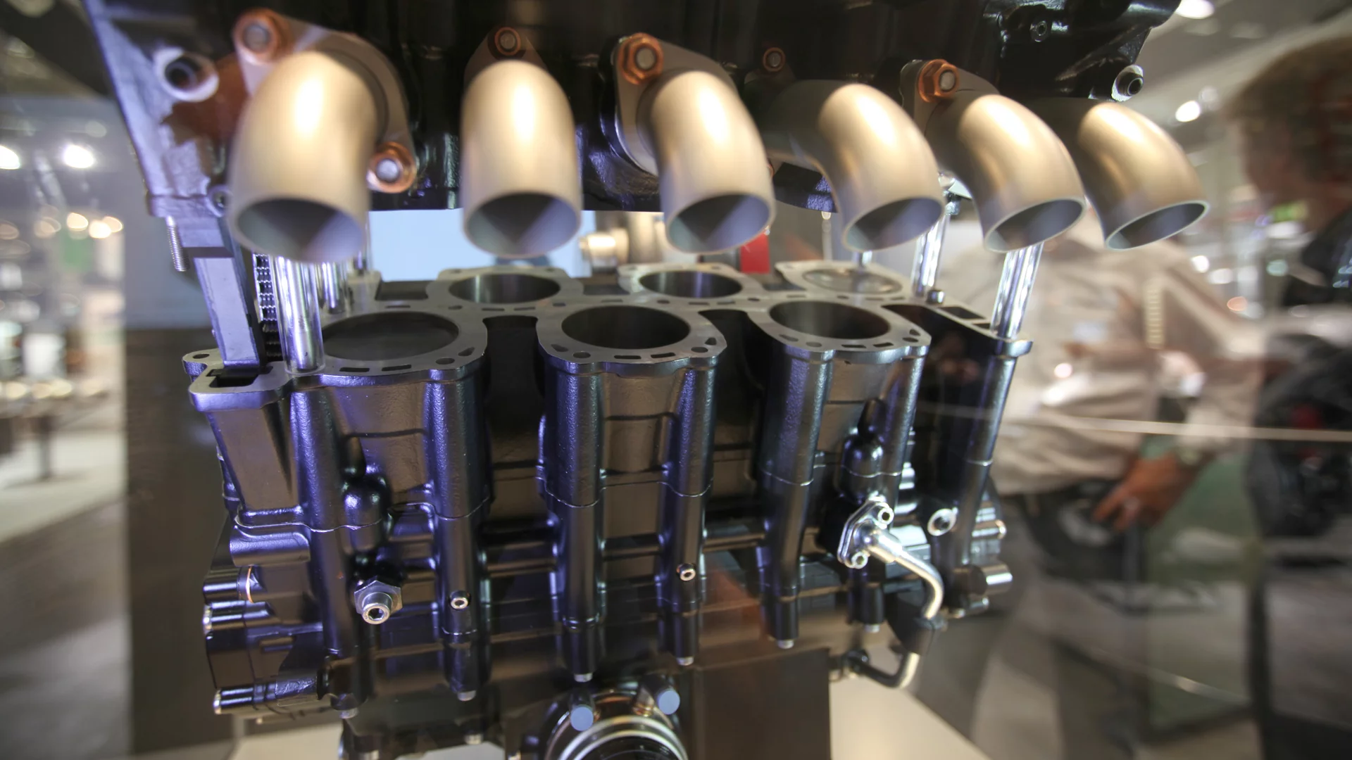 The engine layout of the Horex - very clever stuff indeed