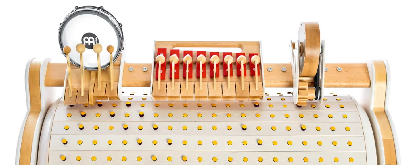 Three instruments are currently in the the Musicon arsenal, a xylophone, a drum, and a percussive mill