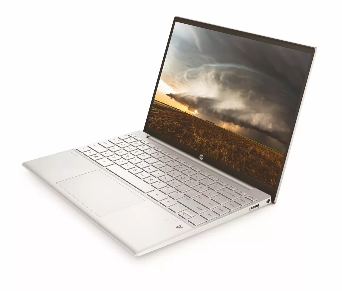 HP's lightest consumer laptop delivers the "the power to be entertained, connected, and productive"