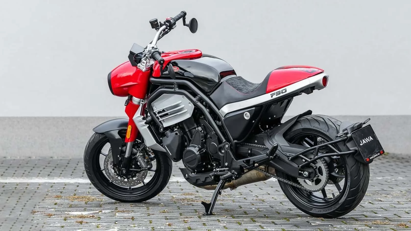 The 730 Twin comes powered by a 730cc parallel twin motor