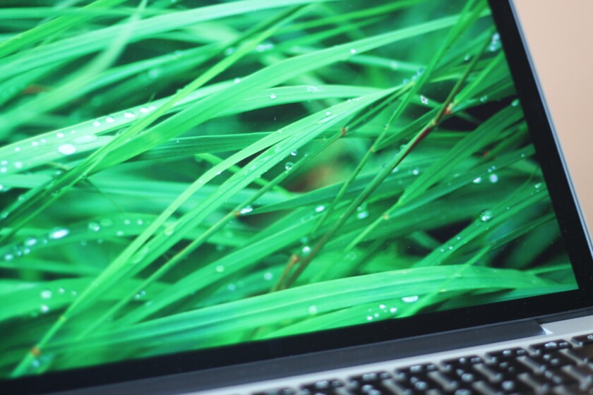 We do our best, but it's hard to communicate in a web image just how mesmerizing the Retina Display looks