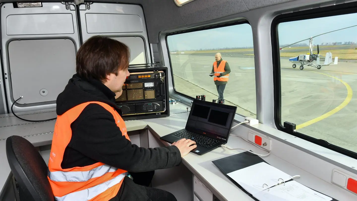 Ground station for monitoring the gyrocopter's flight