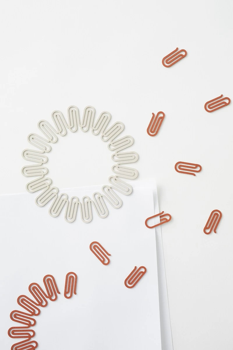 The paperclips help to keep desks tidy