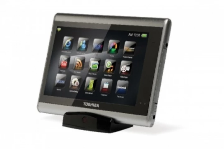 The Toshiba JournE touch puts entertainment and connectivity at families' fingertips