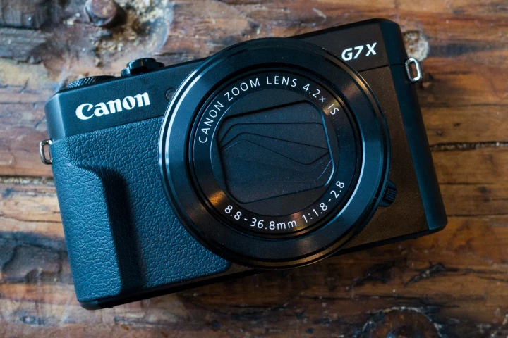New Atlas spends a bit of time with the enthusiast-focued Canon Powershot G7X Mark II compact camera