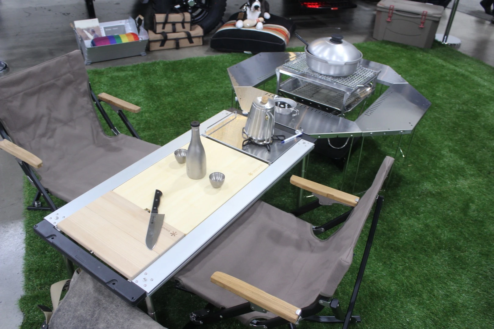 Taxa celebrates unique outdoor design, partnering up with Snow Peak for its RVX display