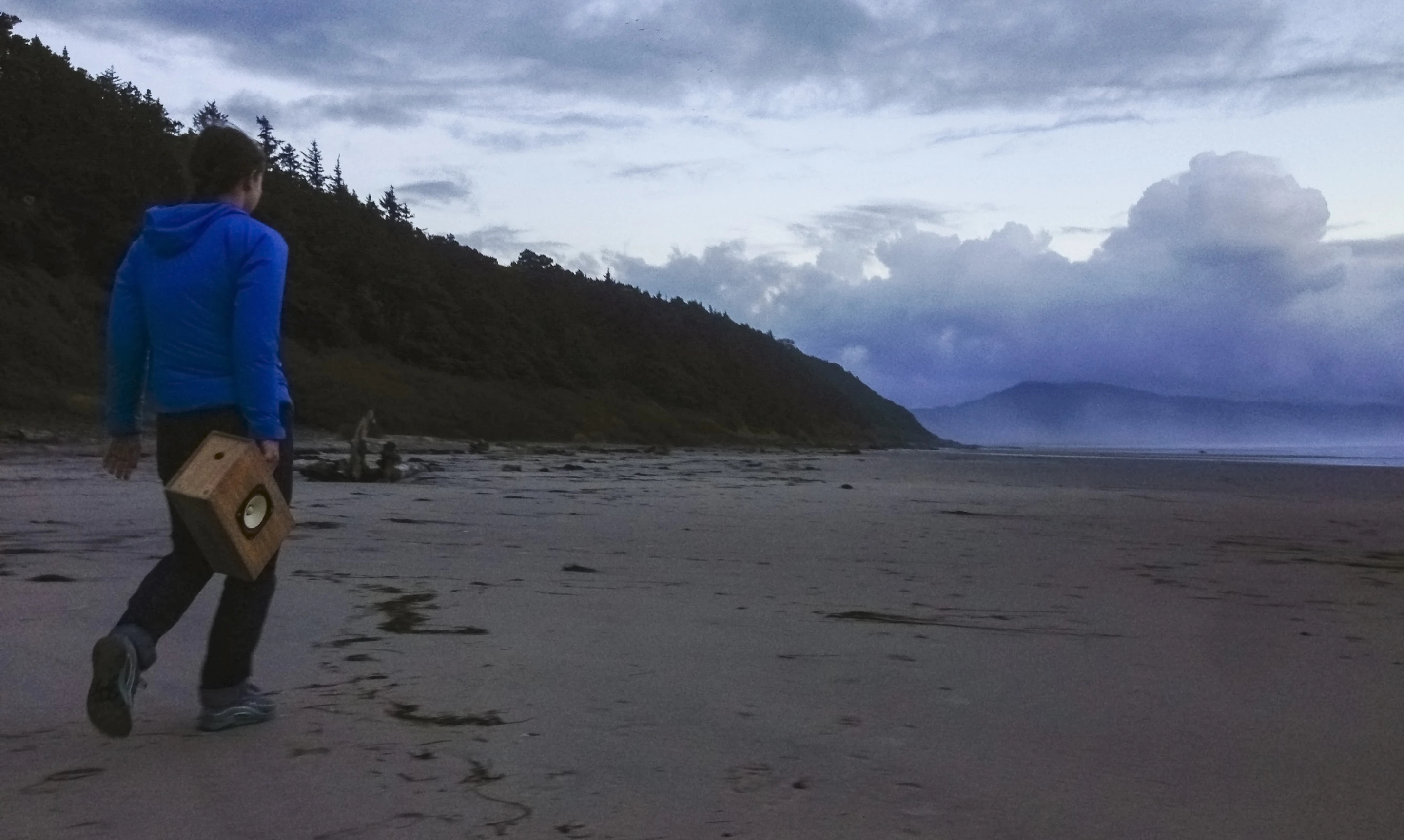 Wireless streaming from smartphones, tablets or suitably-capable computers and laptops is possible thanks to integrated Bluetooth