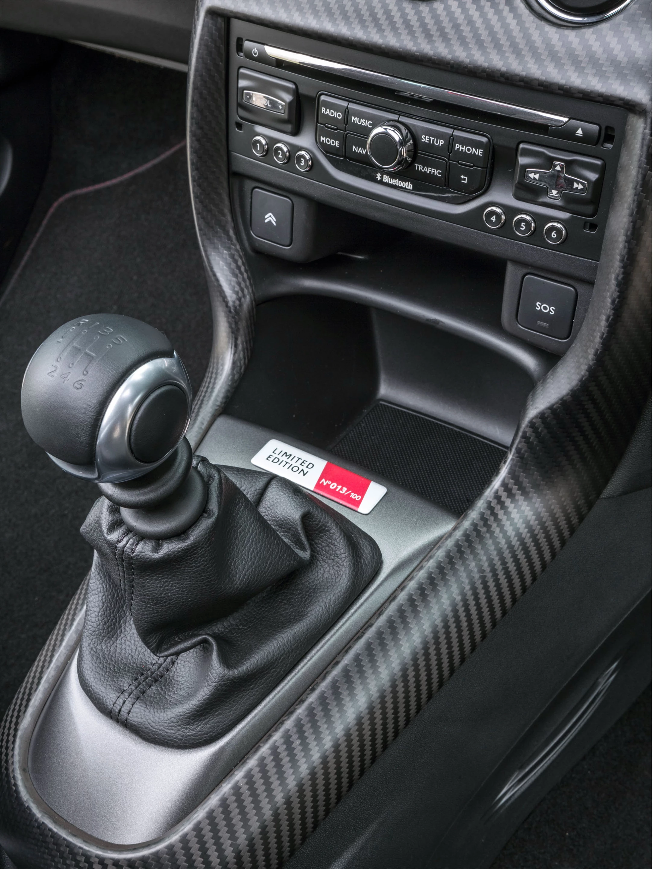 Developed from the double world-championship-winning DS3 WRC, the DS3 Cabrio Racing has Citroën's unique and practical Cabrio roof