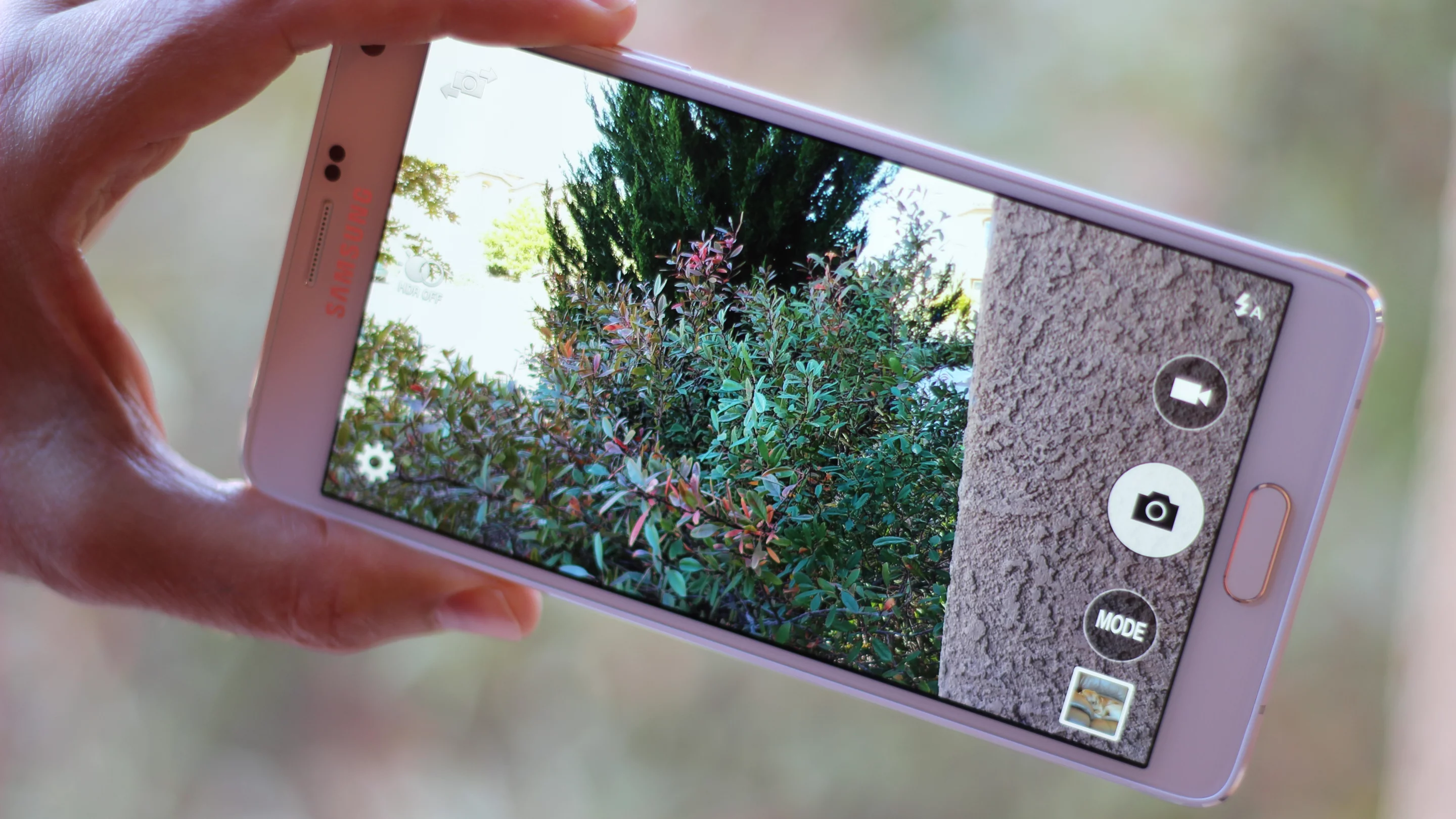 The Samsung Galaxy Note 4 has an excellent camera (Photo: Will Shanklin/Gizmag.com)