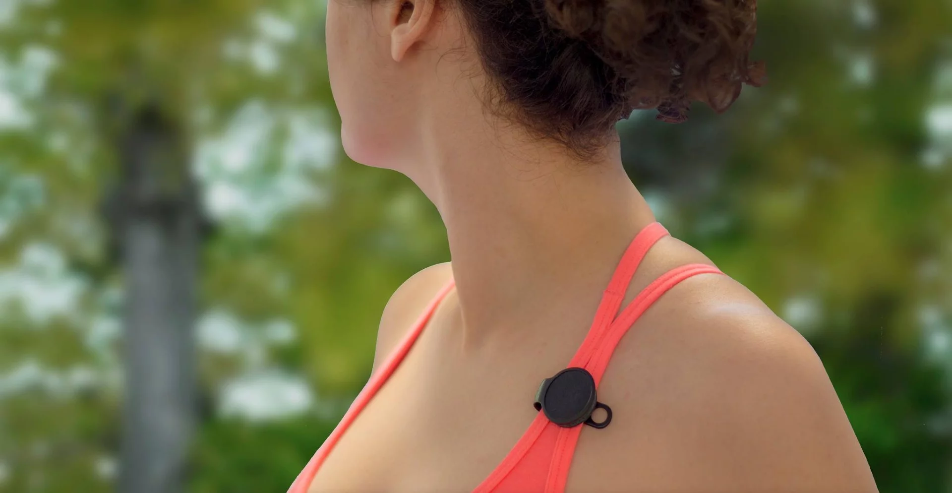 The QSun UV tracker is powered by a coin cell battery that should be good for six weeks use