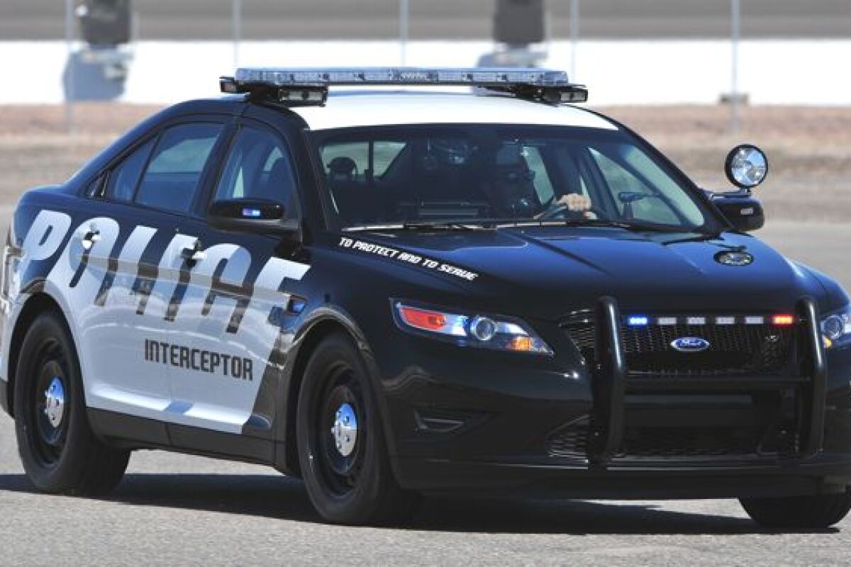 ford taurus police interceptor engine