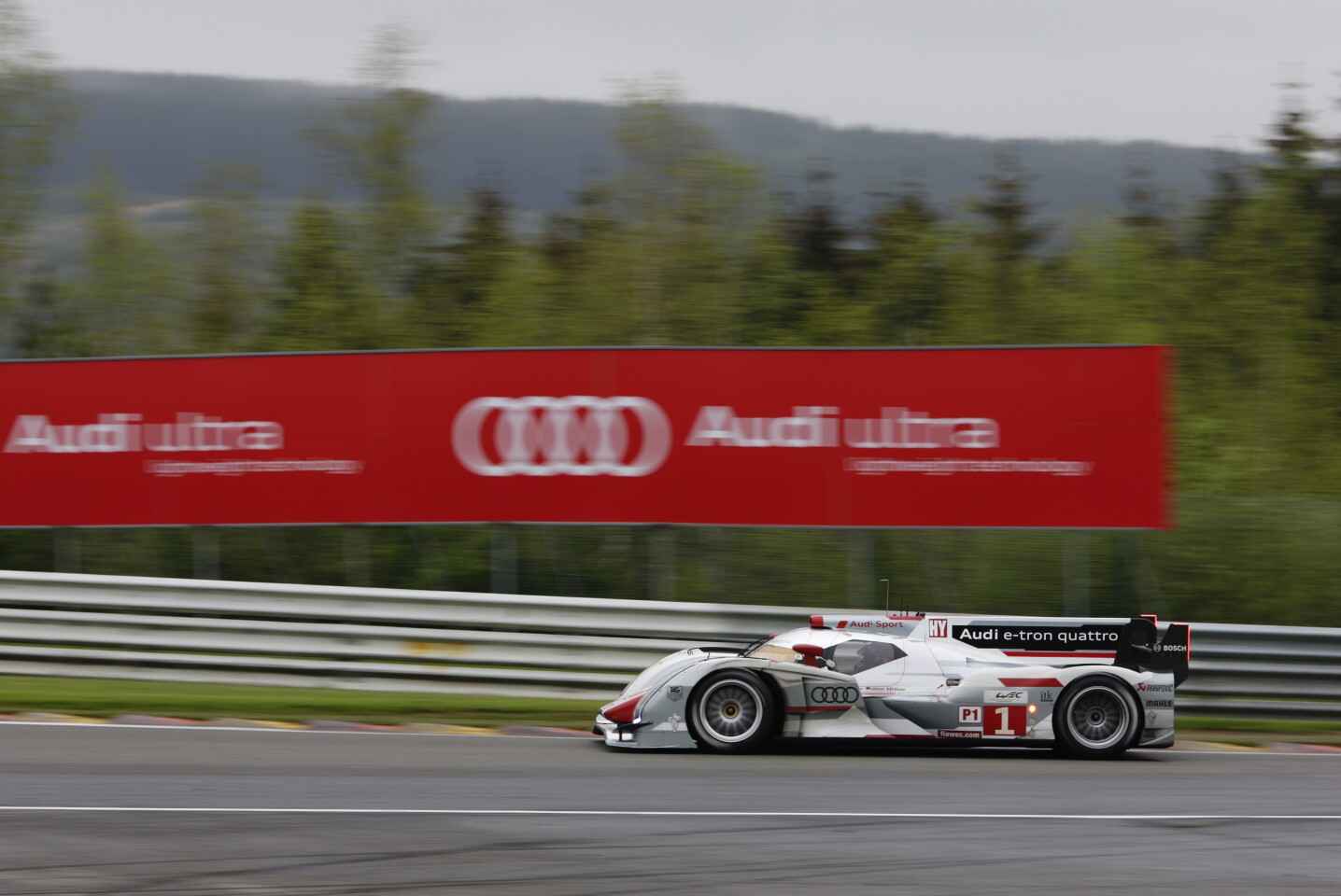 The R18 Ultra e-tron quattro