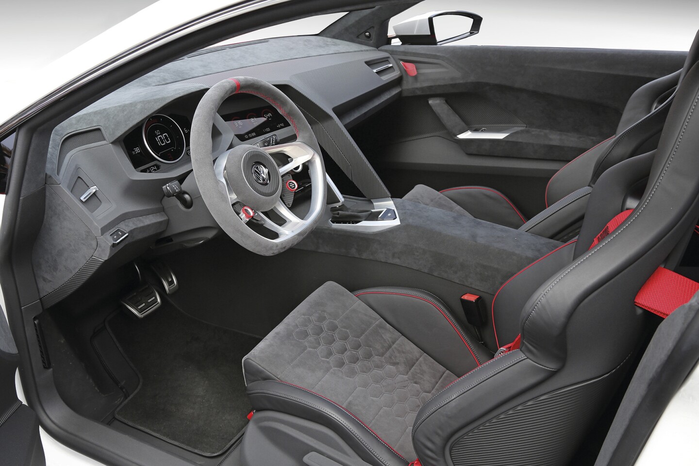 The special steering wheel, racetrack display and bits of carbon fiber, Anthracite, Alcantara and red/black Nappa leather are part of the concept package