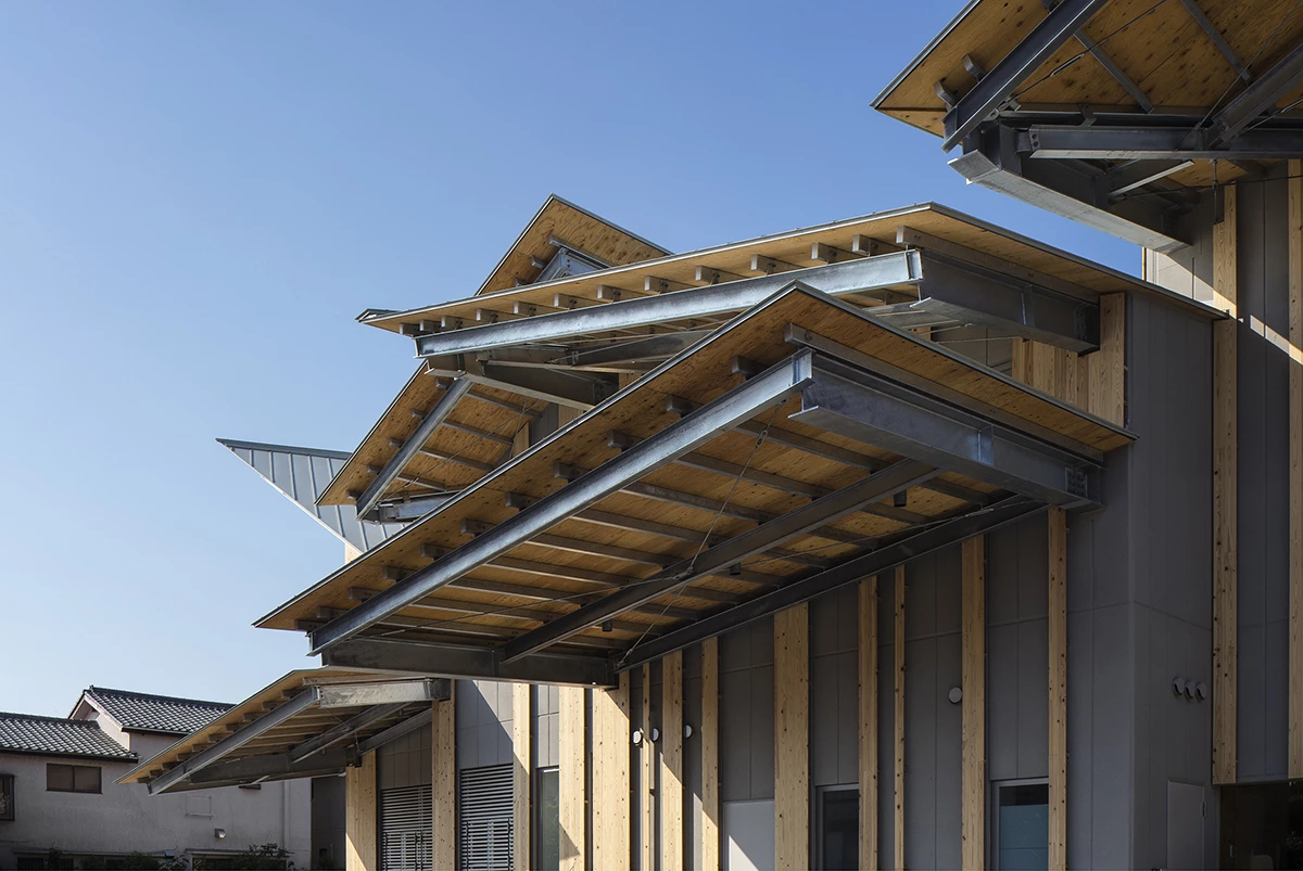 Exterior detail on the Aitoku Kindergarten in Saitama, Japan. By Kengo Kuma & Associates