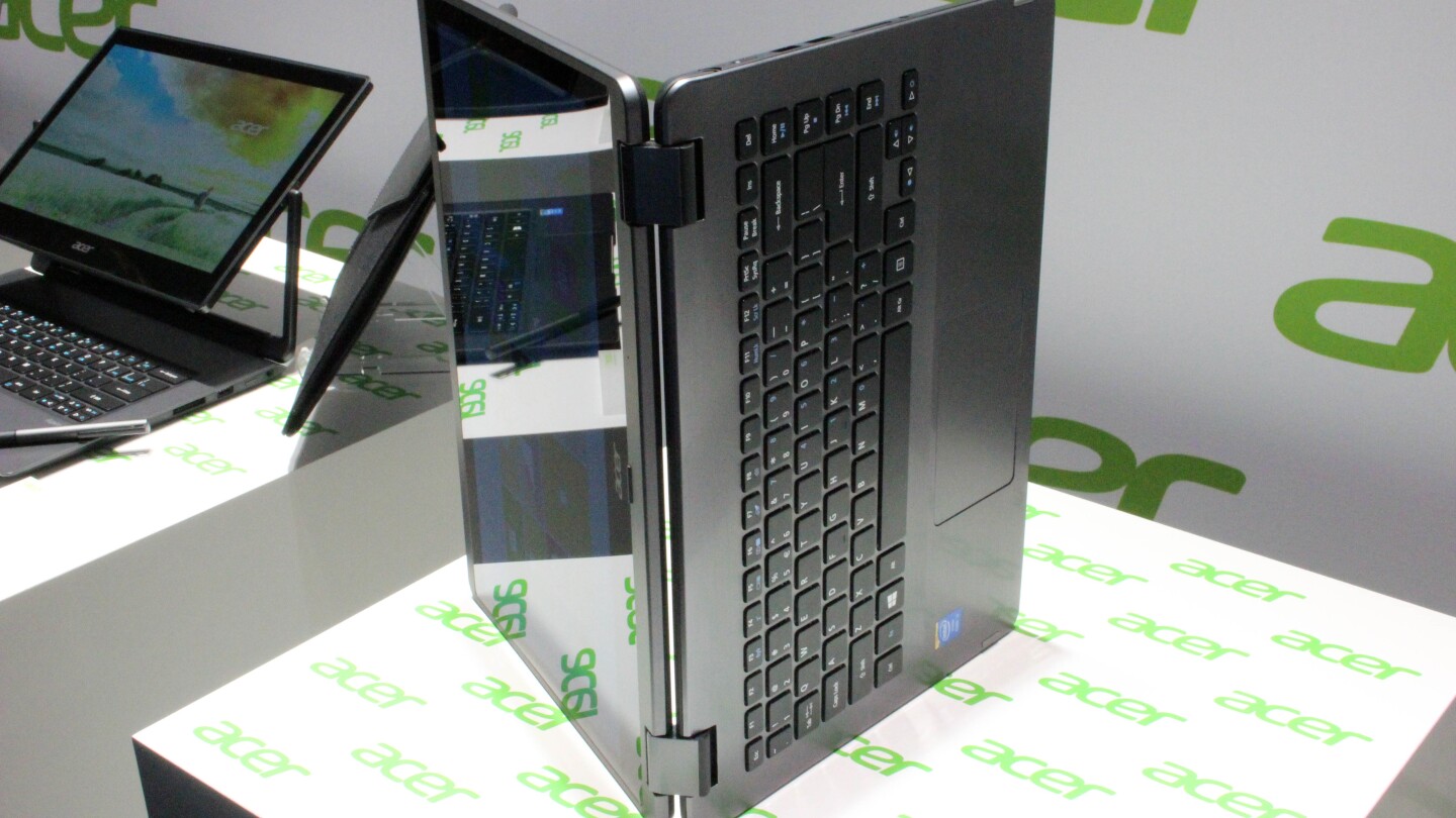 The Aspire R14 features a Lenovo Yoga-like 360-degree hinge