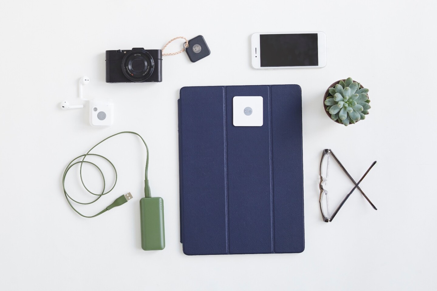 Tile is simultaneously launching a Tile Premium service which offers free replacement batteries each year for an unlimited number of devices