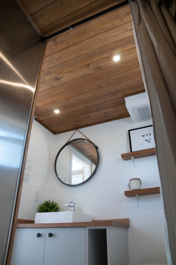 The Eucalyptus' bathroom features a very small sink
