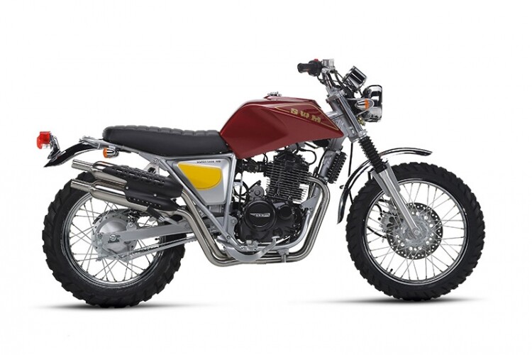 The Silver Vase 440 is a scrambler version of the Gran Milano