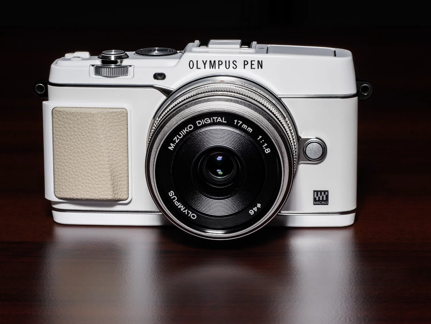 The Olympus PEN E-P5 will be available in black, white and silver
