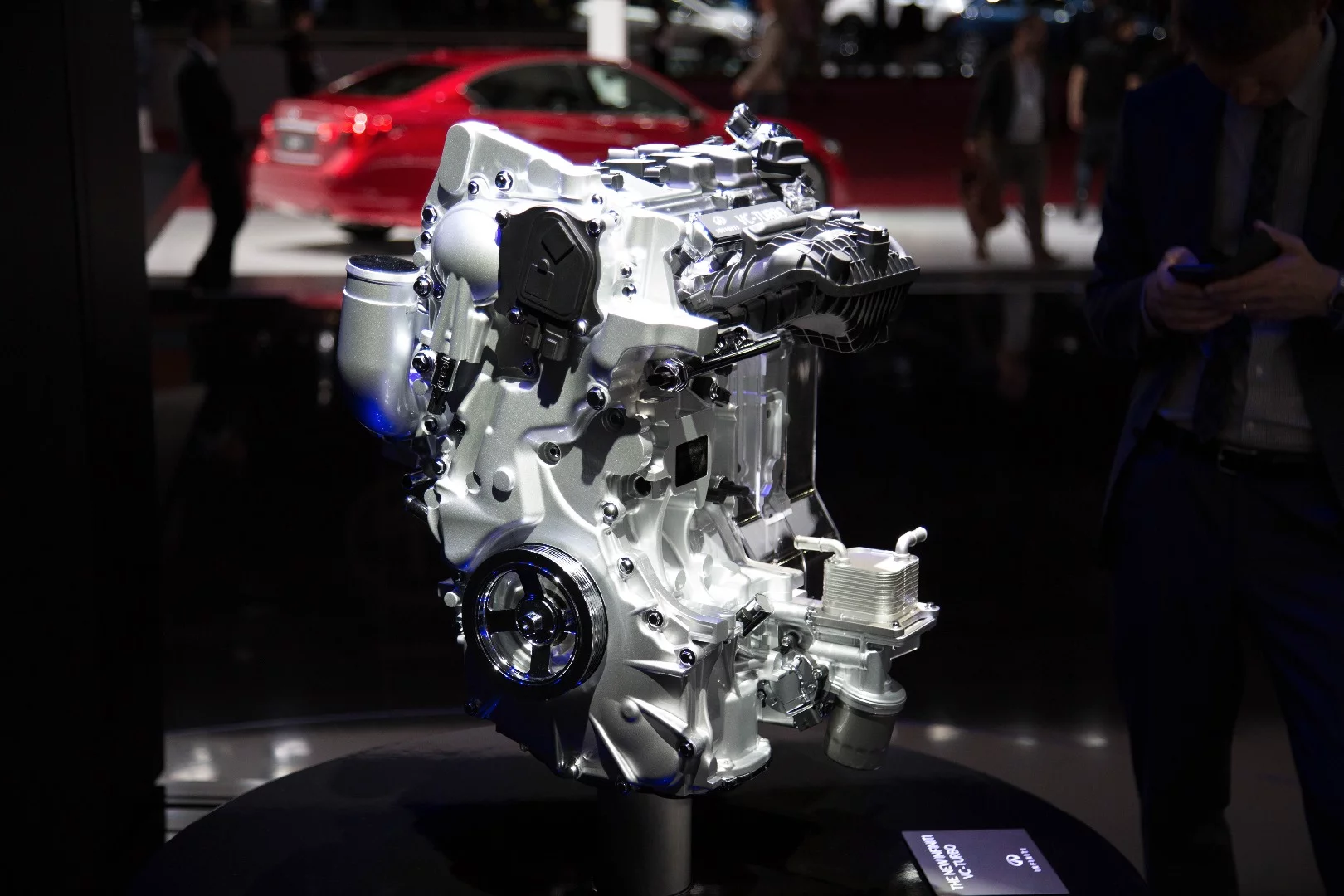 The VCT Infiniti engine can vary its compression ratio based on engine speed and load