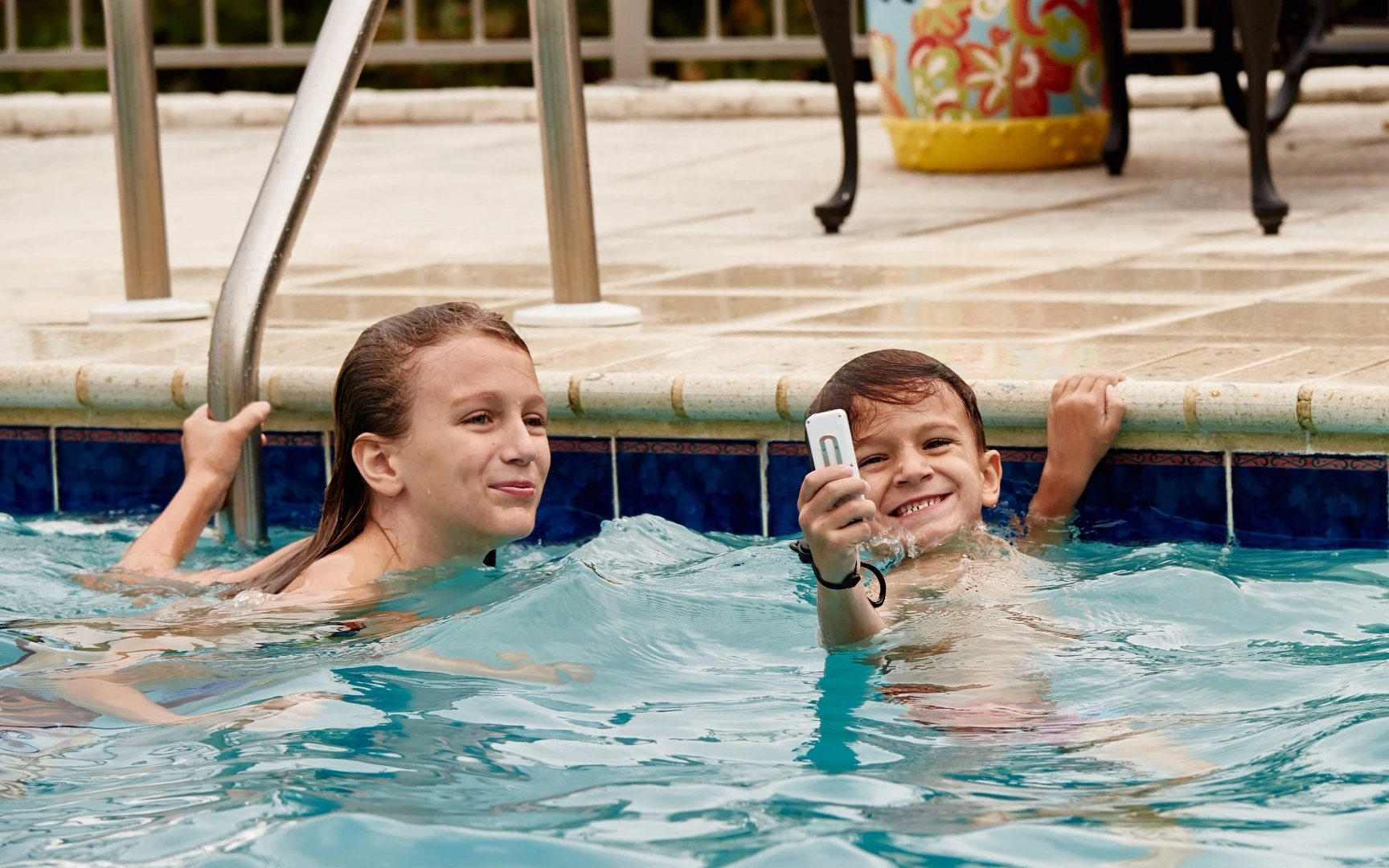 The Mofily YoCam is designed to be IP68 waterproof up to 20 ft (6 m)
