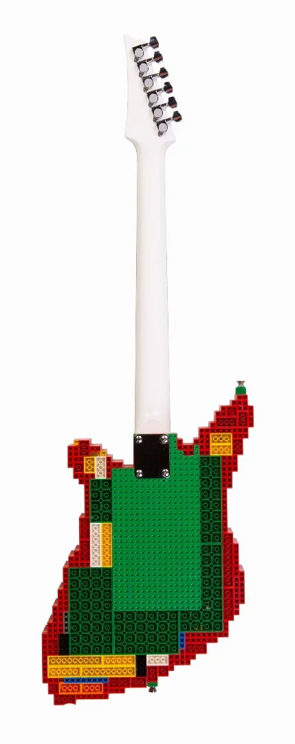 "You can see in the back of the guitar that I used the biggest Lego brick in the middle to counteract the string tension," Pavan told New Atlas