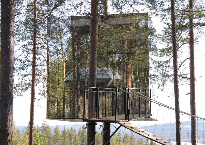 The Mirrorcube
