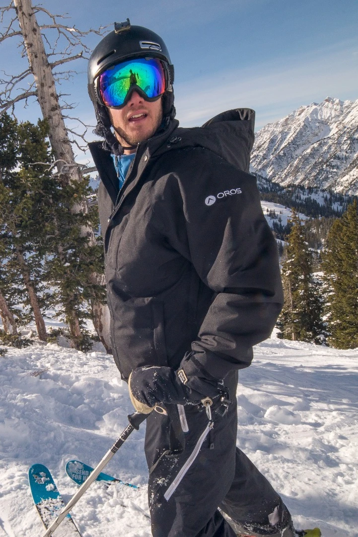 The Oros Orion snow pants are similarly made, with boot socks, an over-zip for closing around boots, and tight front pockets