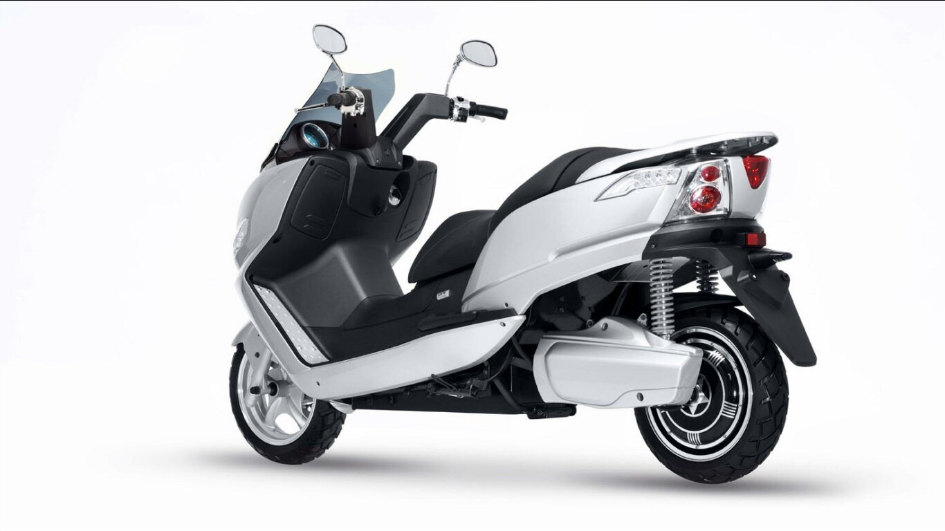 The evolve titanium electric scooter