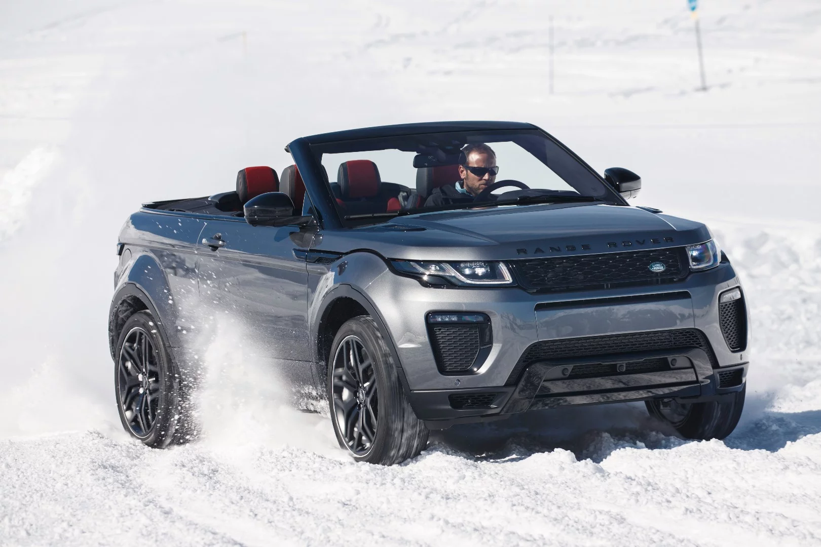 The Evoque Convertible is ready for all seasons