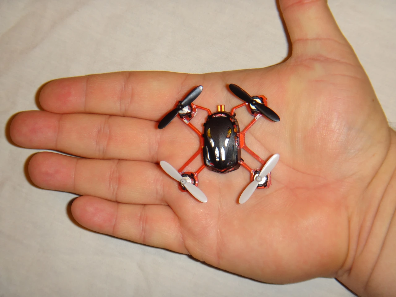 Estes claims the Proto X one of the lightest quadcopters in the world with a weight of 0.4 oz (11.5 g)