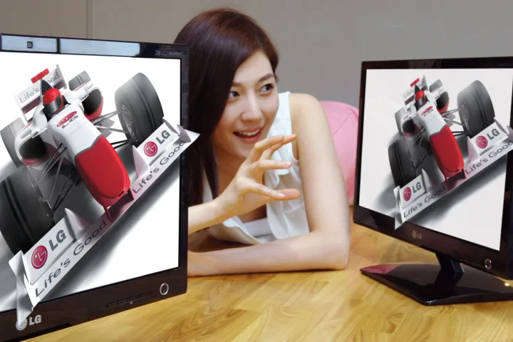 LG presents glasses-free 3D display LG DX2000 utilizing webcam-based eye-tracking technology