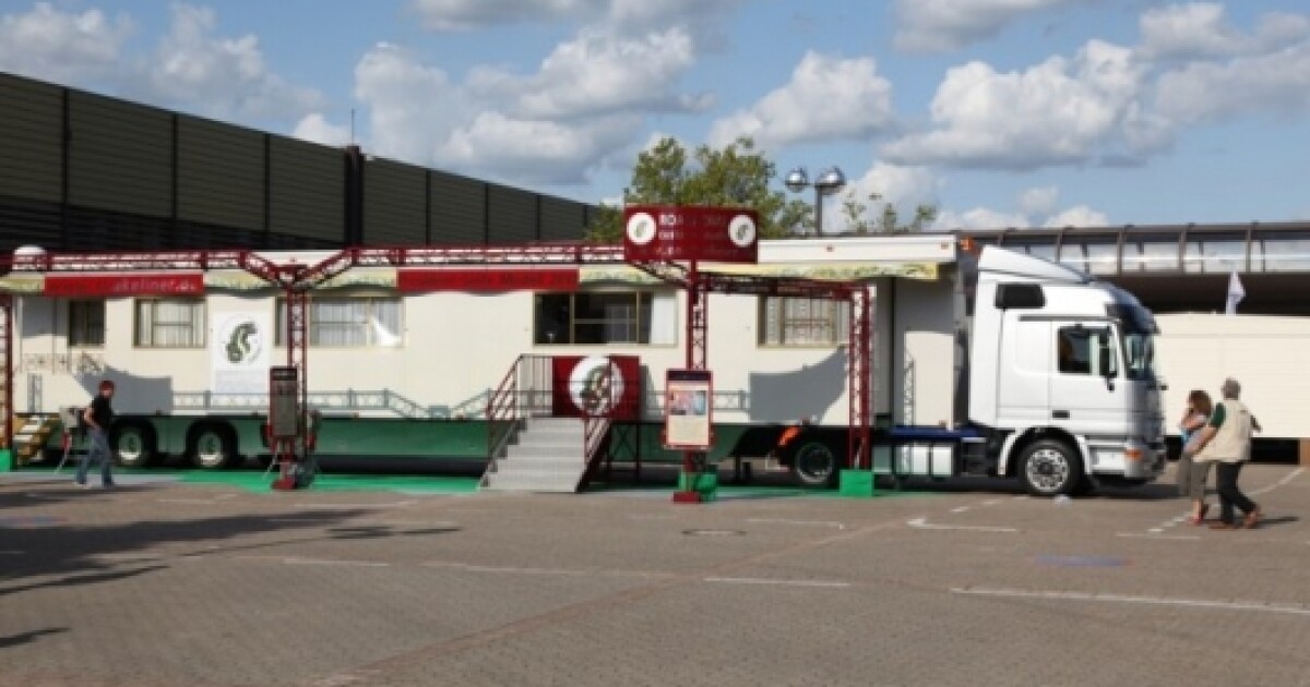 The world's largest singlestory motorhome?