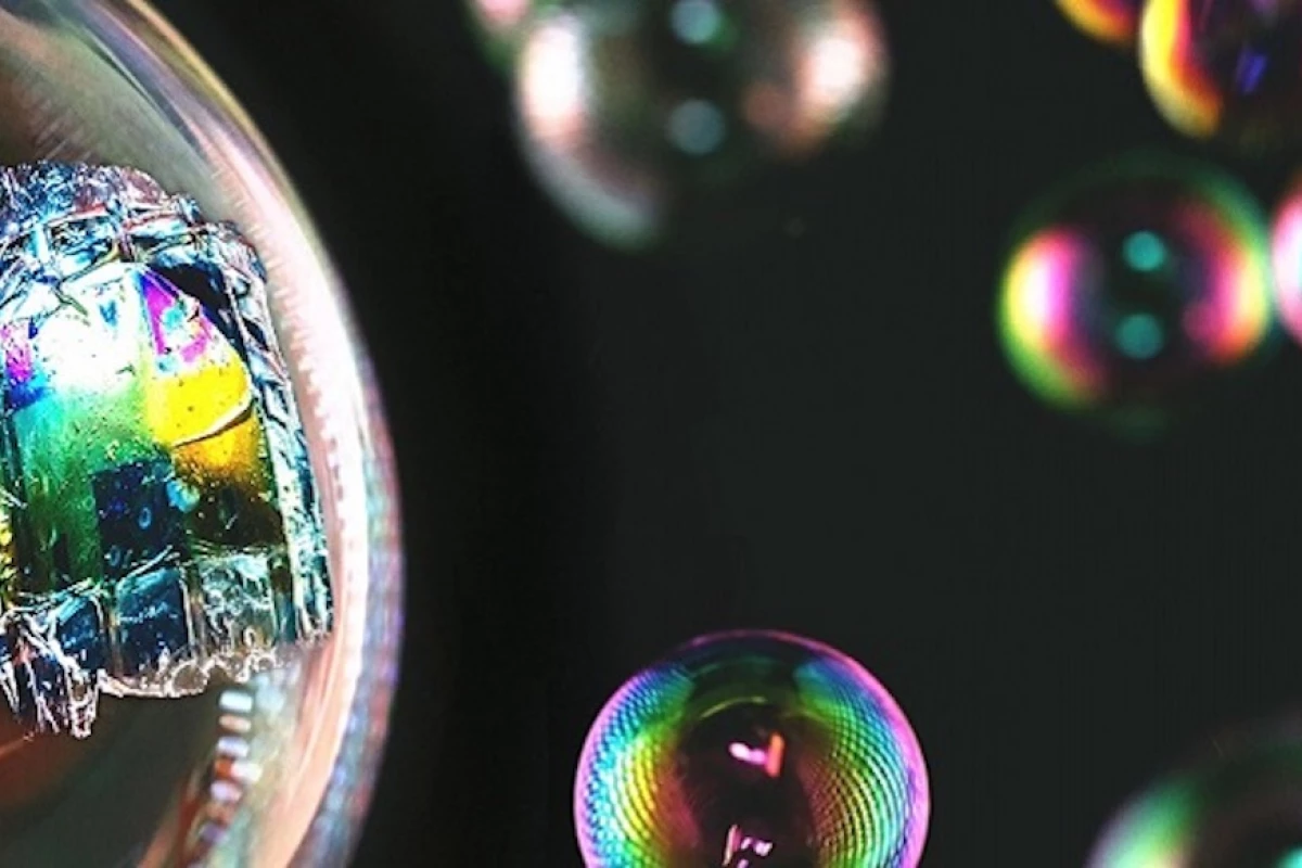 New inkjet-printed solar cells are light enough to sit on the surface of a soap bubble