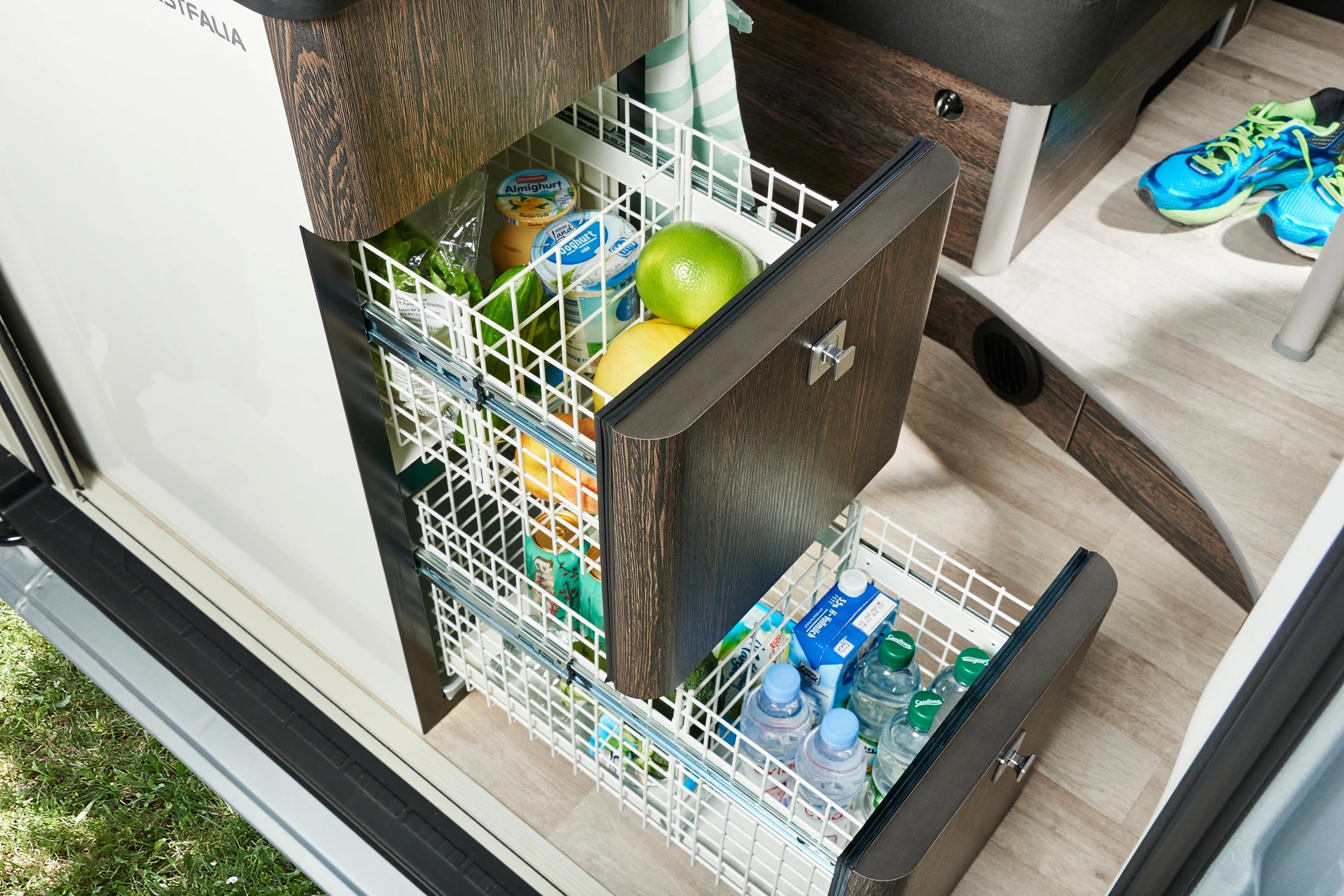 Back when it launched the initial Crafter-based Sven Hedin in 2017, Westfalia developed a new dual-drawer fridge for it to save interior space