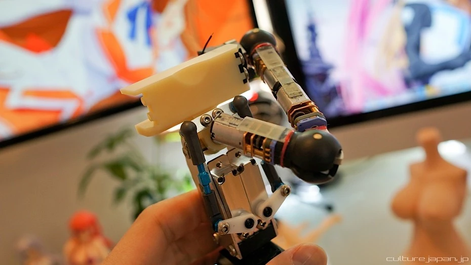 The AeonFrame uses 24 servo motors to move its head and limbs