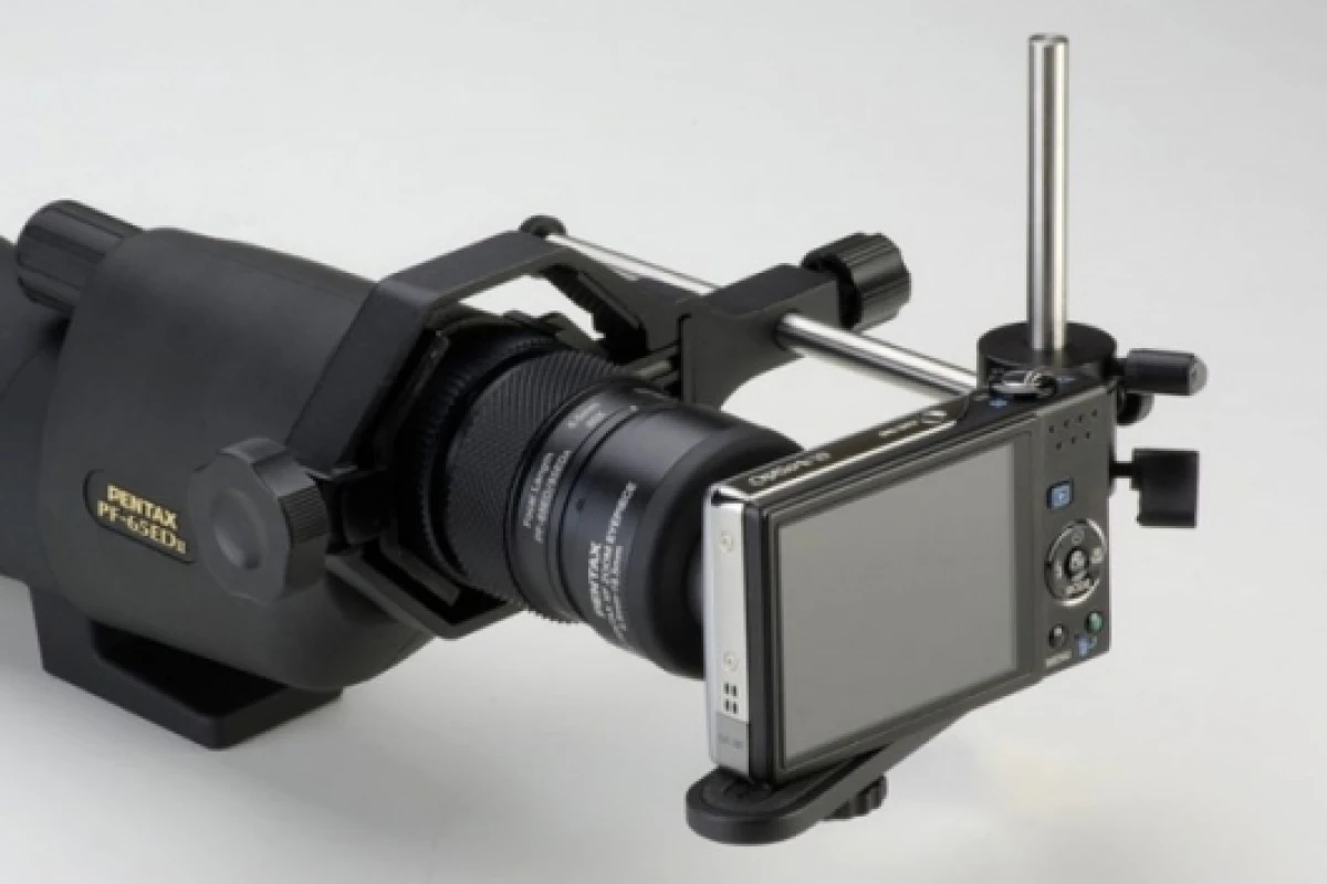 PENTAX UA-1 digital camera adapter