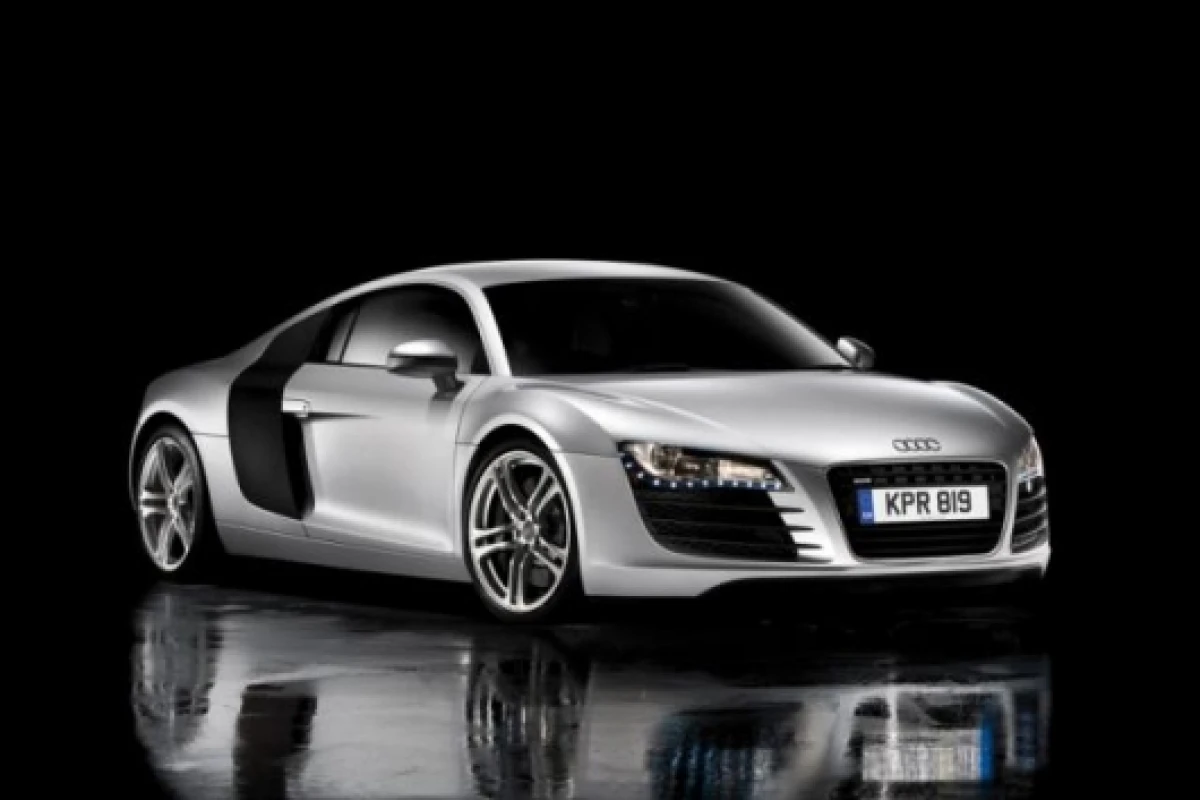 Audi R8
