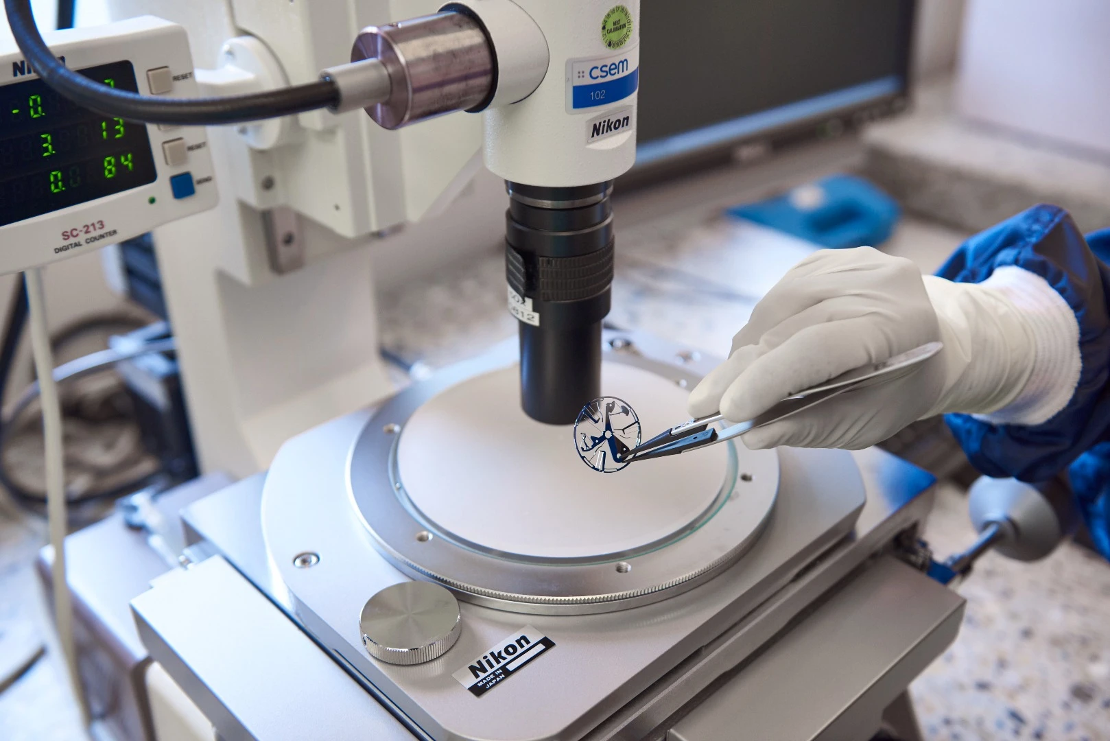 Comparing the oscillator to the original silicon wafer