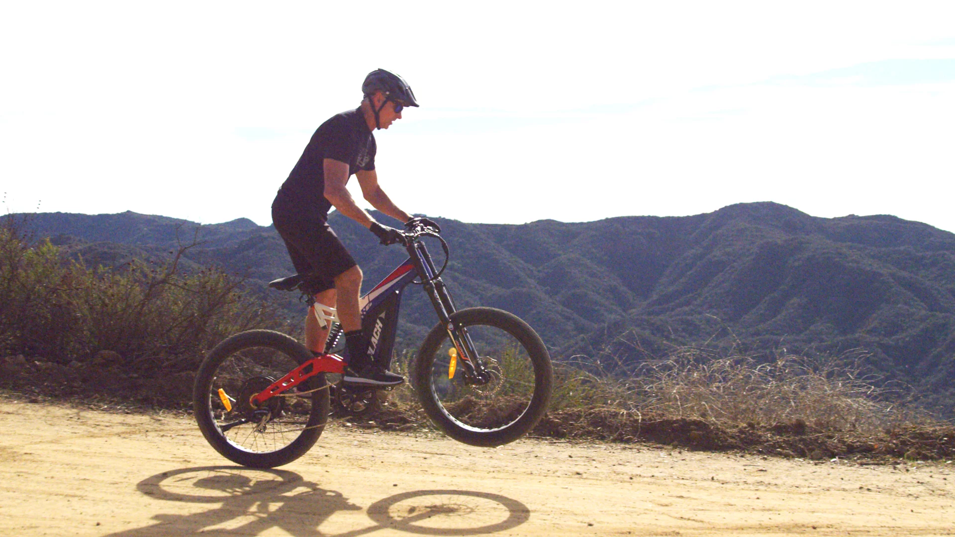 The Patriot Pro is designed for dirt, grass, gravel or city streets