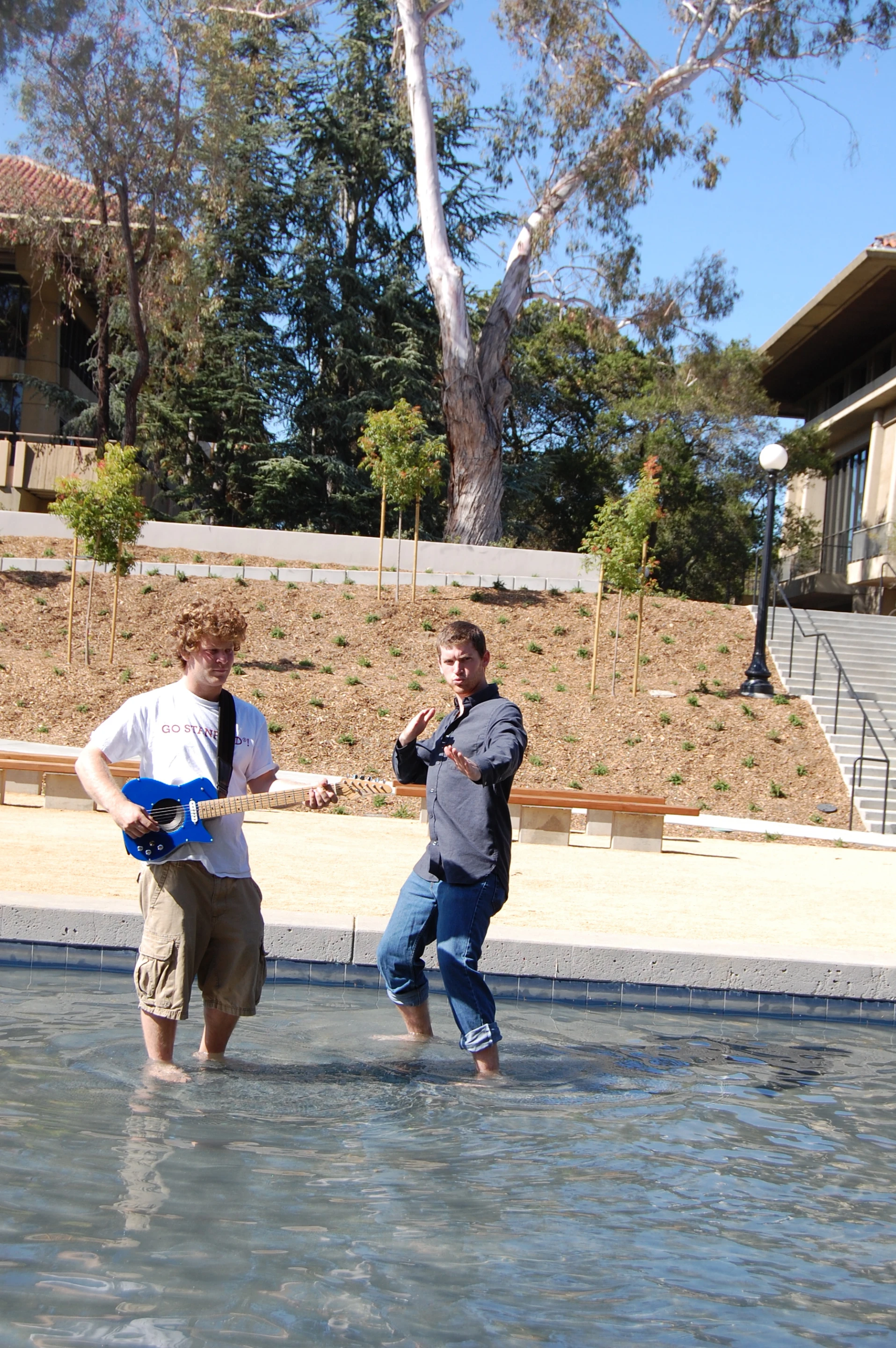 Having some fun with the go-anywhere Ultimate electric guitar