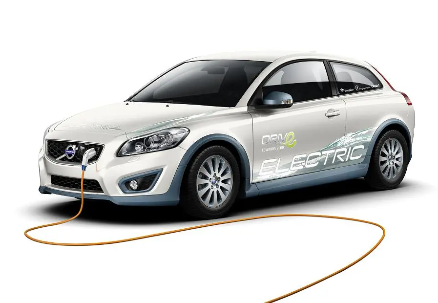 While it looks like a regular Volvo C30 with the same safety, comfort and space as featured in standard model the big difference is that the C30 Electric is powered solely by electricity