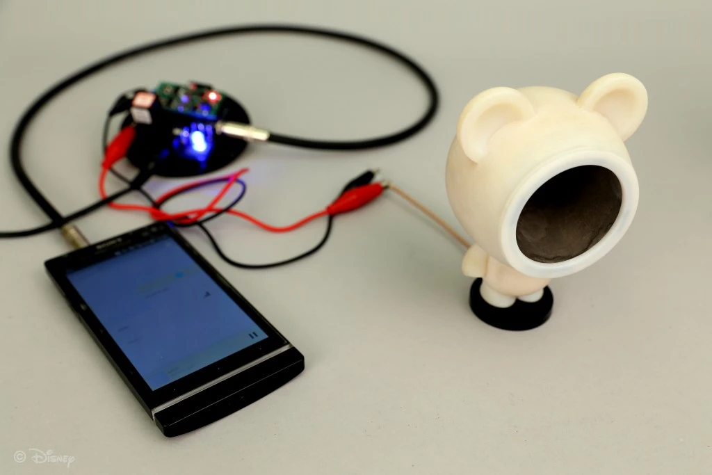 The audio driver for printed speakers amplifies the input audio signal by using a high-voltage transistor amplification circuit (Photo: Disney Research)