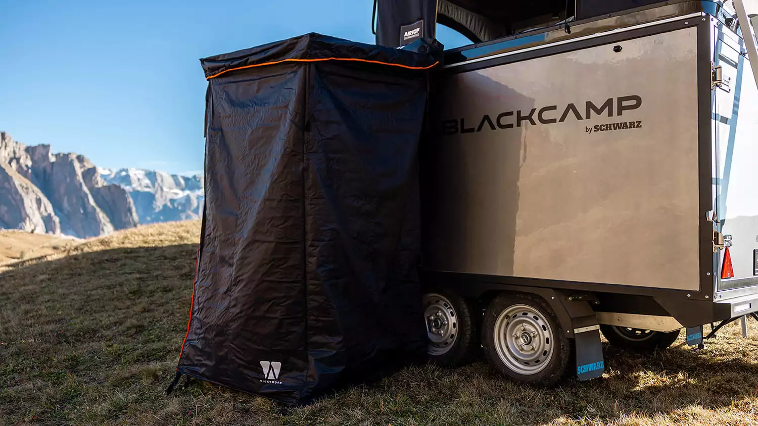 Available outdoor shower with privacy tent and hot water