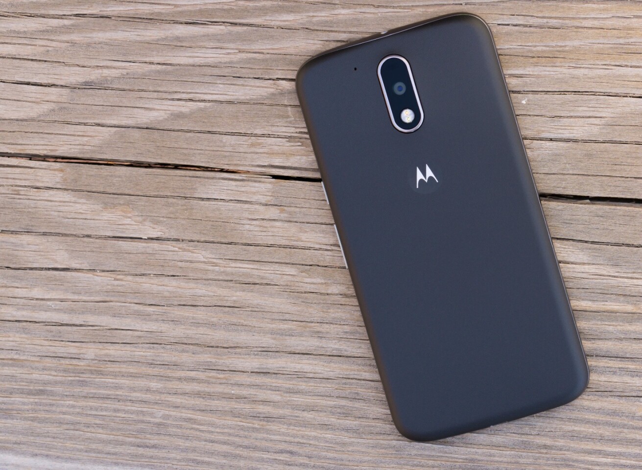 The phones' build is attractive and comfortable in hand
