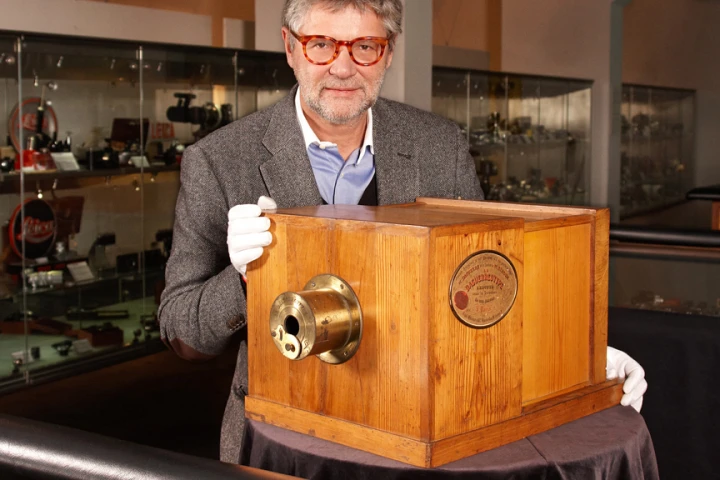 Peter Coeln, the CEO of WestLicht Photographica Auction Vienna, with the Giroux Daguerreotype up for auction