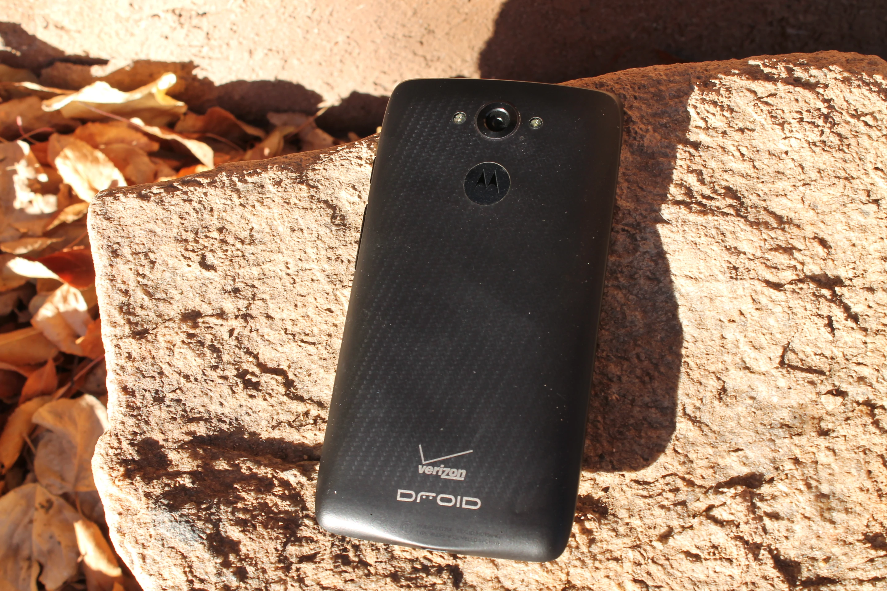 The back panel is reinforced with Kevlar (Photo: Eric Mack/Gizmag.com)