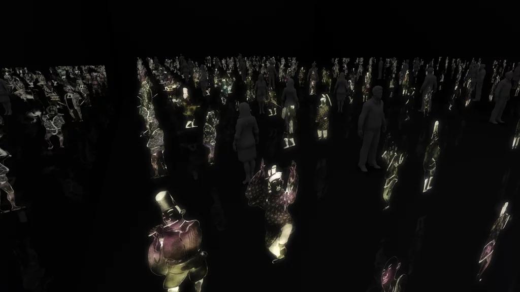 The maze stretches into infinity through the use of mirrors (Photo: TeamLab)